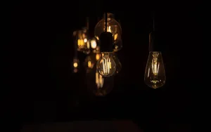 Lampe de luminothérapie : une demi-heure d'exposition en travaillant