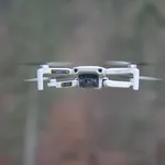 Mini drone avec LED lights – Dwi Dowellin
